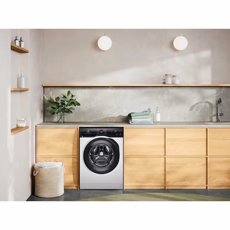 10kg UltimateCare 300 front load washing machine thumbnail 8