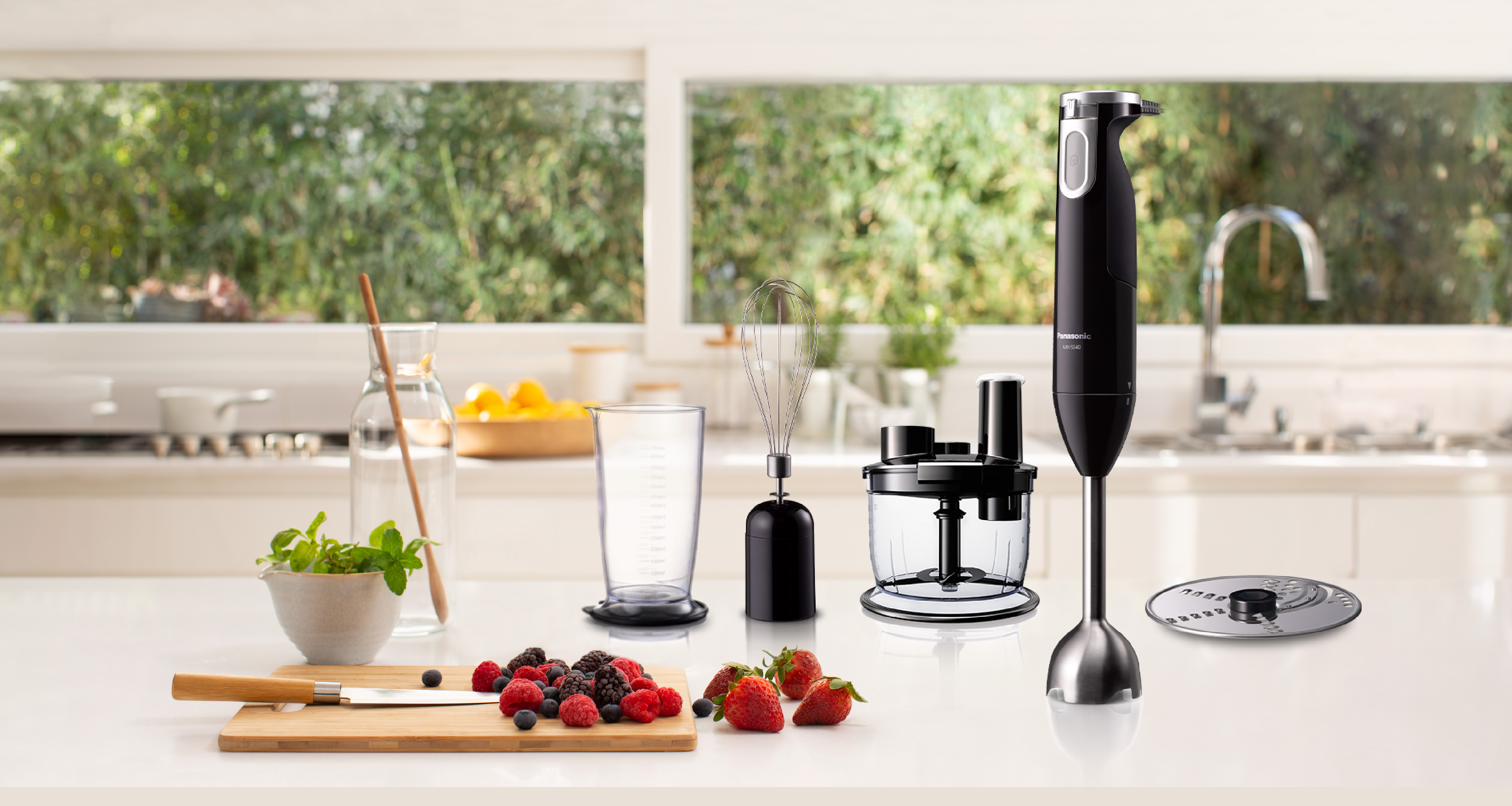 4-in-1 Hand Blender MX-SS40BSK